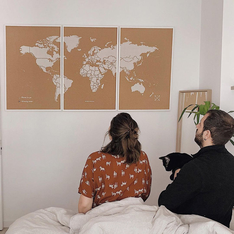 Mapa de corcho del mundo gigante dividido en 3